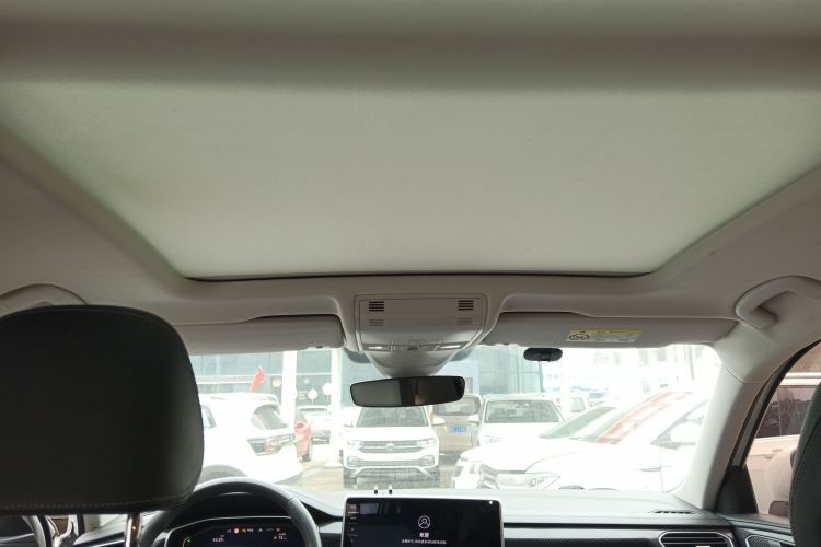 大众 探岳 2023款 300TSI 两驱豪华Plus进阶版中控内饰22