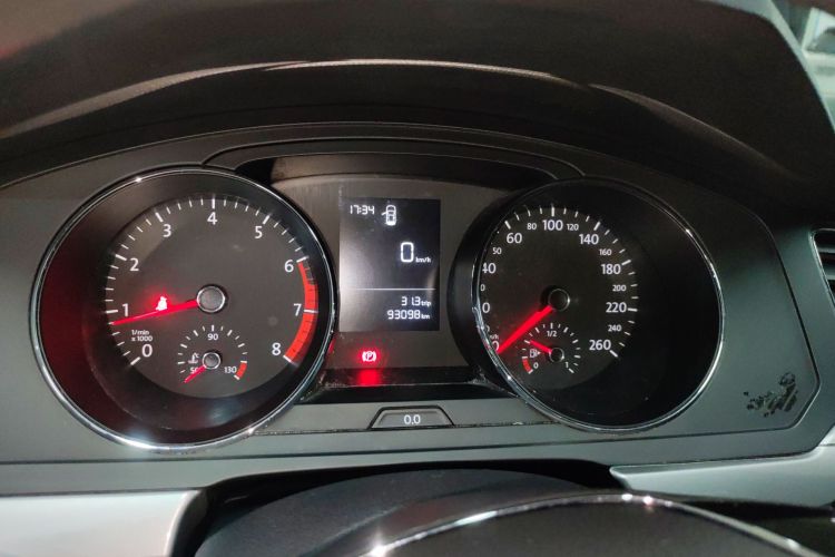 大众 凌渡 2015款 230TSI 手动风尚版中控内饰14