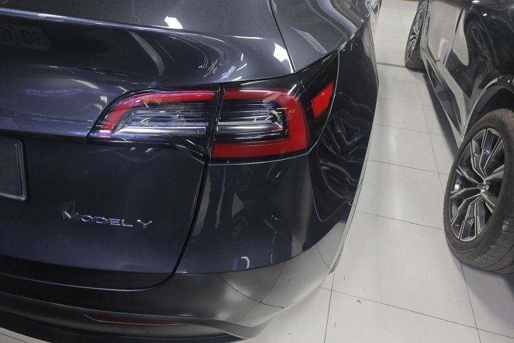 特斯拉 Model Y 2024款 后轮驱动版车身外观6006