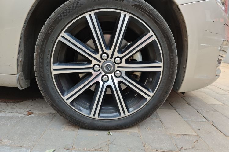 沃尔沃S60 2019款 S60L 改款 T5 智驭菁英版车身外观6002