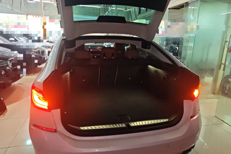 宝马6系GT 2022款 630i 豪华设计套装局部细节23