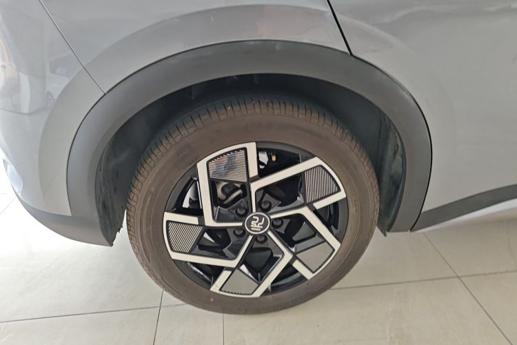 比亚迪 元PLUS 2022款 510KM 旗舰型车身外观56