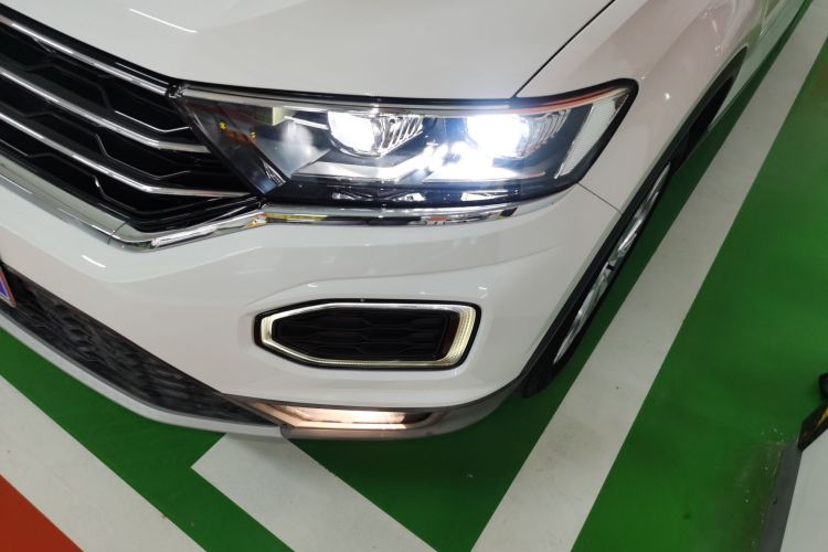 大众 T-ROC探歌 2019款 230TSI DSG两驱进取型 国VI局部细节36