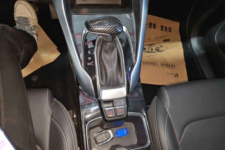 上汽大通MAXUS 大通G50 2019款 1.5T 首发款自动豪华版 6座中控内饰18