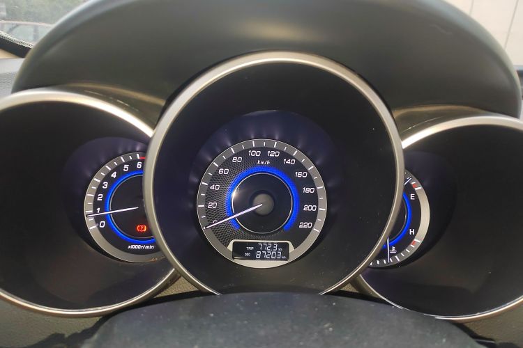 长安 逸动 2015款 1.6L 手动豪华型 国V中控内饰14