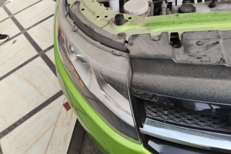 陆风X7 2015款 2.0T 全景尊贵版车身外观6006