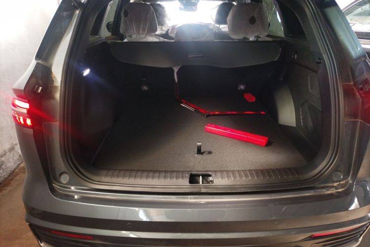 吉利汽车 星越L 2021款 2.0TD 高功自动四驱旗舰型局部细节23