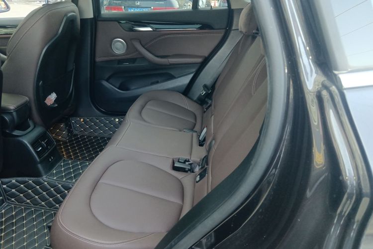 宝马X1 2022款 sDrive25Li 领先型中控内饰21