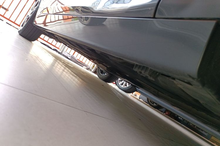 宝马2系多功能旅行车 2015款 218i 运动设计套装局部细节9001