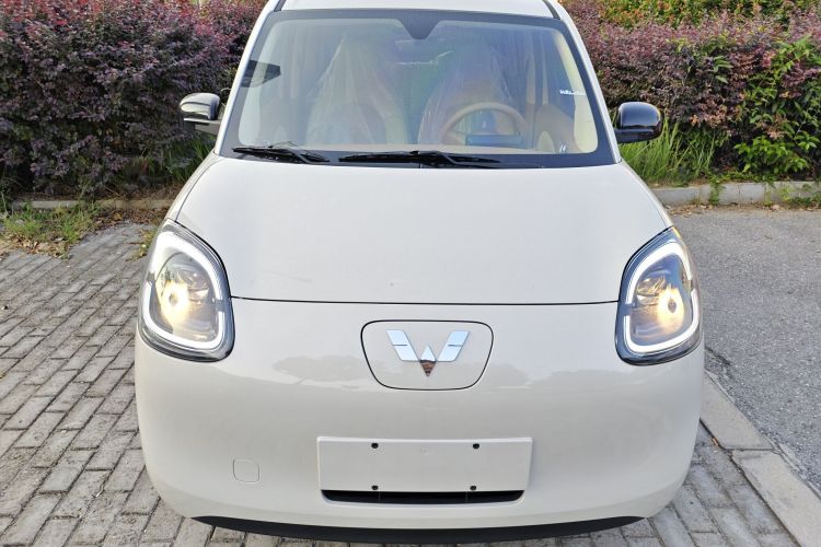 五菱汽车 宏光MINIEV 2025款 四门版 进阶款车身外观2