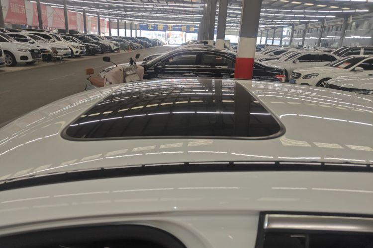 奔驰C级 2018款 C 180 L 时尚型运动版局部细节57