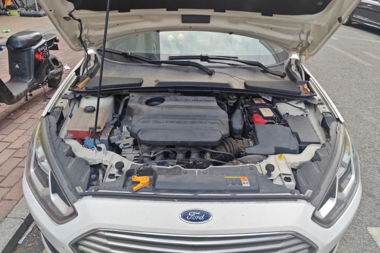 福特 福睿斯 2017款 1.5L 自动舒适型局部细节24