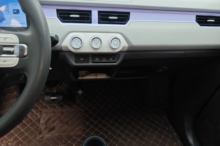 奇瑞 QQ冰淇淋 2022款 170km 圣代 磷酸铁锂中控内饰16