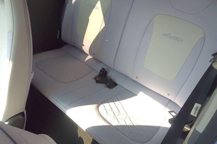 五菱汽车 宏光MINIEV 2022款 马卡龙臻享款 磷酸铁锂中控内饰7004