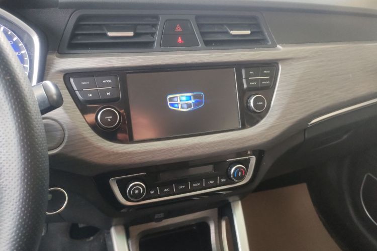 吉利汽车 远景X3 2017款 1.5L 手动尊贵型局部细节16