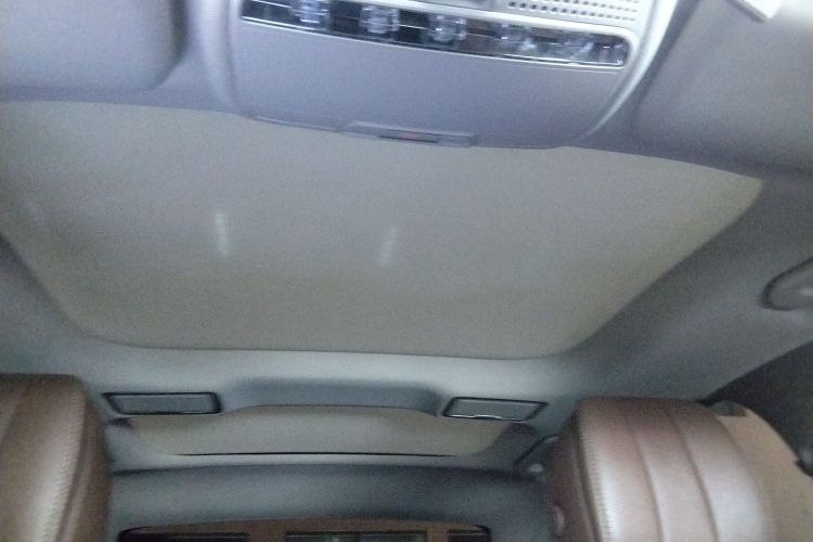 奔驰E级 2020款 E 260 L中控内饰22