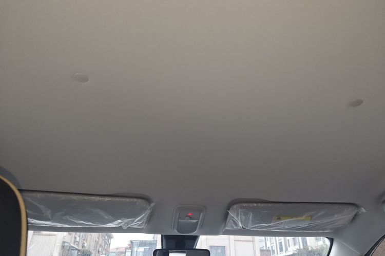 五菱汽车 五菱缤果 2023款 333km 灵犀互联款中控内饰22