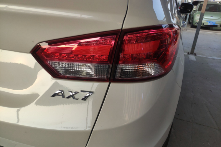 东风风神AX7 2016款 2.0L 自动智逸型车身外观9