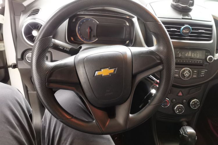 雪佛兰 创酷 2016款 1.4T 自动两驱舒适天窗版中控内饰13