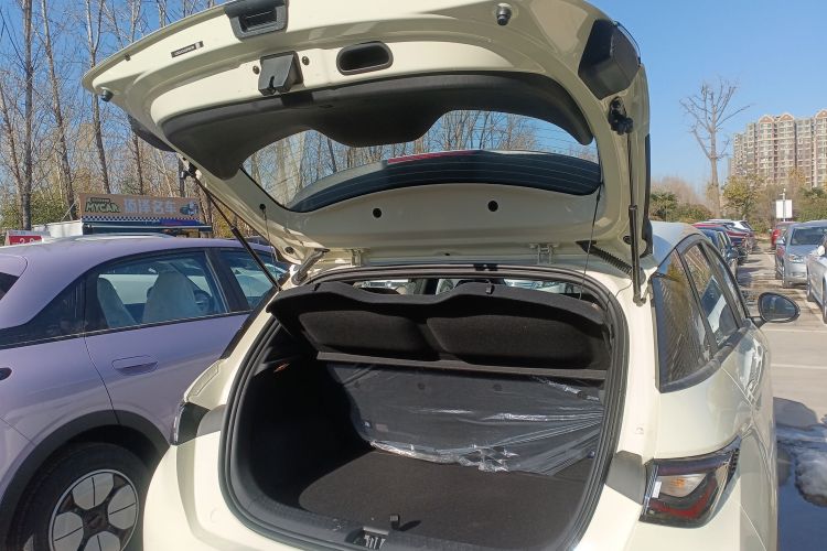 比亚迪 海豚 2025款 420km 自由版机舱底盘23