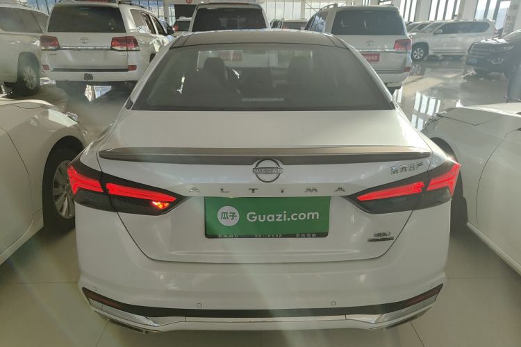 日产 天籁 2022款 2.0T XL 进享版车身外观6