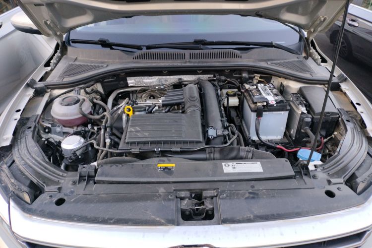 大众 朗逸 2019款 280TSI DSG豪华版 国VI机舱底盘24