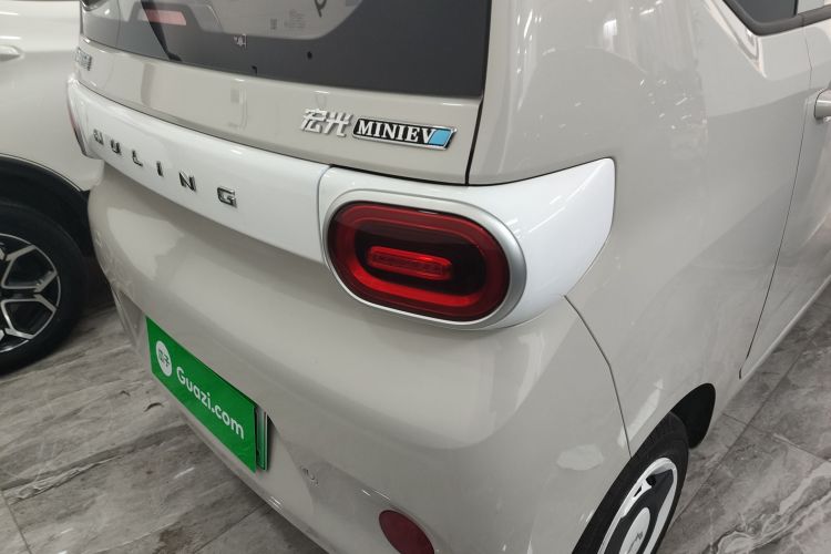 五菱汽车 宏光MINIEV 2024款 第三代 215km 青春版车身外观9