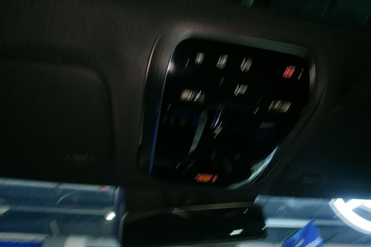 奔驰E级 2024款 E 300 L 豪华型中控内饰22