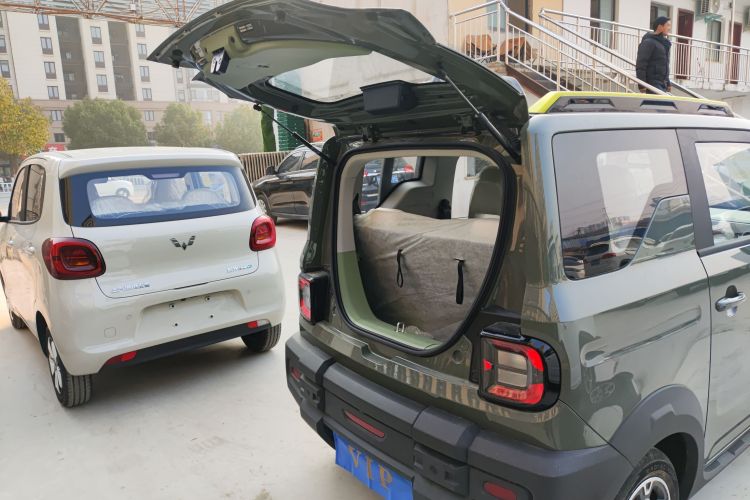 吉利银河 2025款 210km 熊猫骑士机舱底盘23