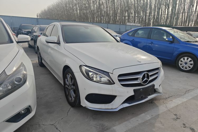 奔驰C级 2015款 C 200 L 运动型车身外观3