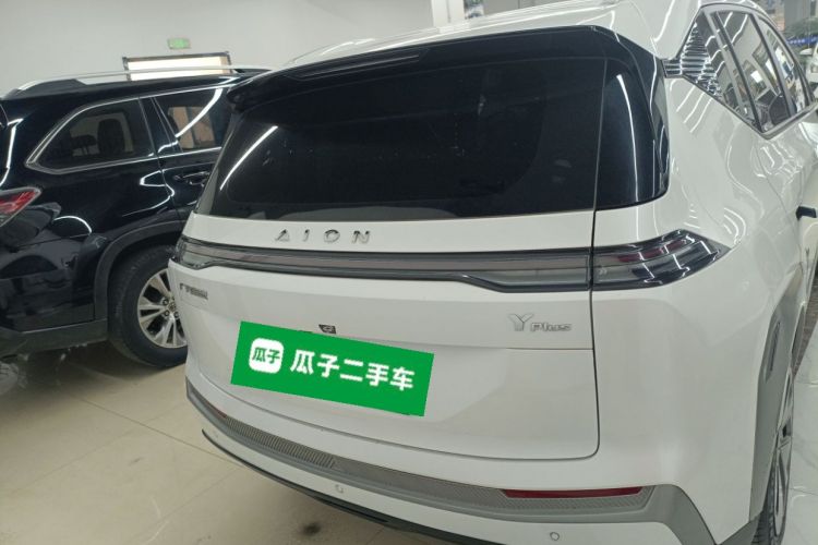 埃安 AION Y 2023款 Plus 610 乐享版 三元锂车身外观6