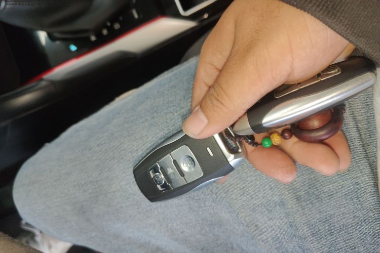 哈弗H2 2017款 蓝标 1.5T 自动两驱豪华型中控内饰7001