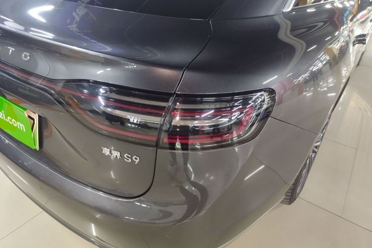 鸿蒙智行 享界S9 2024款 纯电 Ultra 四驱旗舰版车身外观9