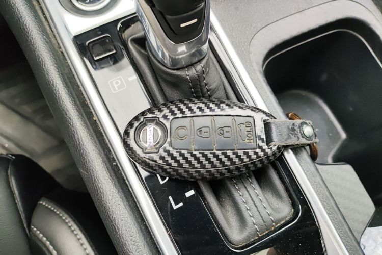 日产 轩逸 2020款 改款 1.6L XL CVT悦享版中控内饰11