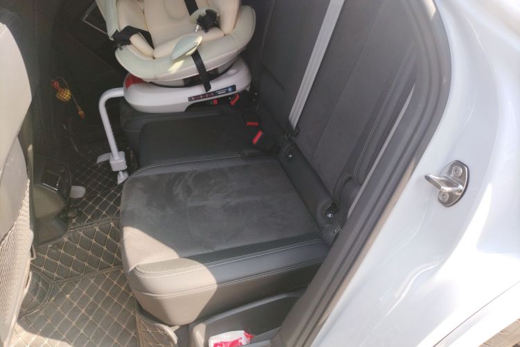 奥迪Q3 2023款 35 TFSI 时尚动感型（1.4T）中控内饰21