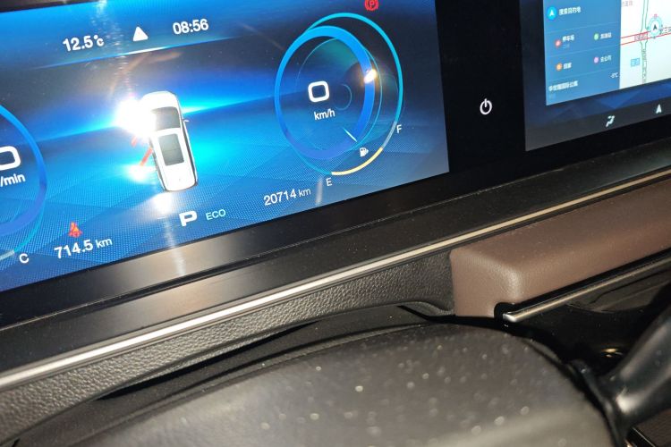 广汽传祺 传祺M6 2019款 270T DCT尊荣版（六座）国VI中控内饰15