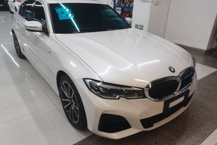 宝马3系 2021款 改款二 325Li M运动套装车身外观3