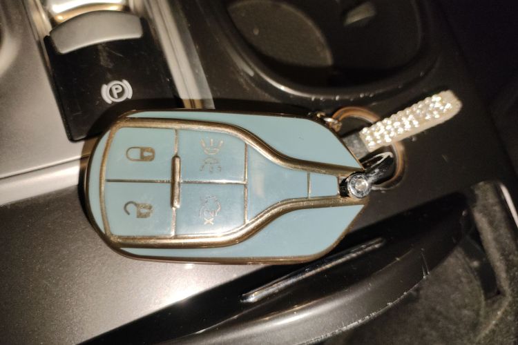 玛莎拉蒂 Ghibli 2014款 3.0T 标准版中控内饰11