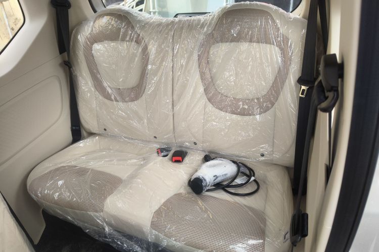 五菱汽车 宏光MINIEV 2024款 第三代 215km 青春版中控内饰21