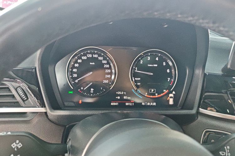 宝马X1 2022款 sDrive25Li 领先型中控内饰14