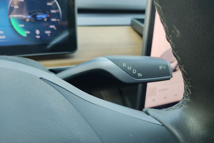 特斯拉 Model Y 2022款 后轮驱动版局部细节18