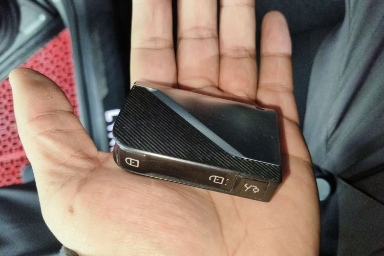 领克05 2020款 2.0TD 四驱劲Halo中控内饰11