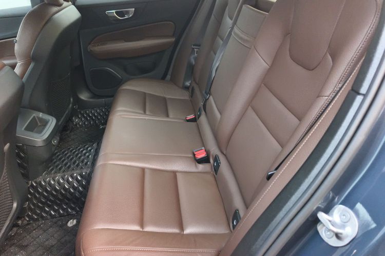 沃尔沃S60 2023款 B4 智逸豪华版中控内饰21