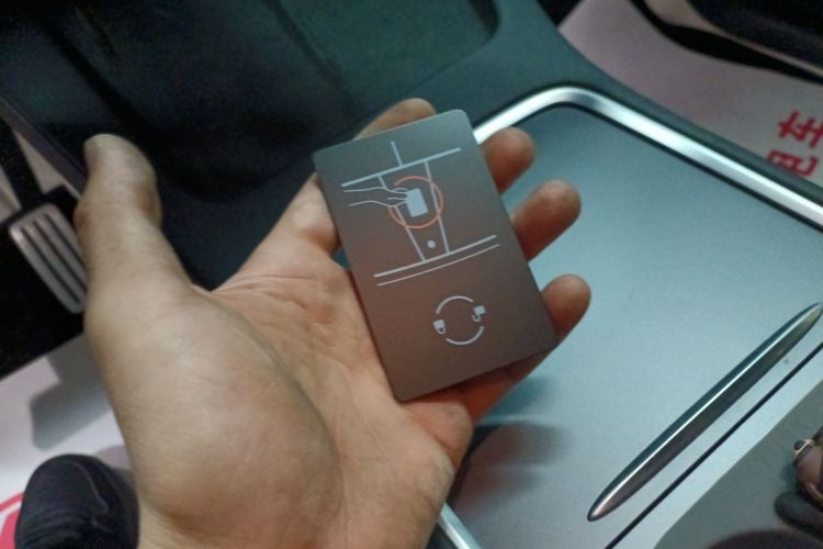 特斯拉 Model Y 2022款 Performance高性能全轮驱动版中控内饰7001