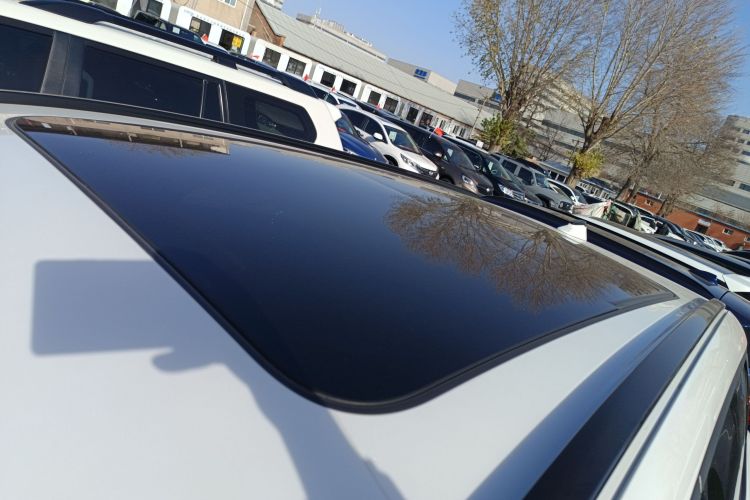 领克09 EM-P 2023款 2.0TD EM-P 远航版PM 七座局部细节57