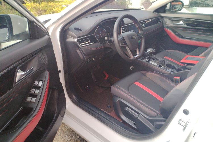 思皓A5 2022款 1.5T CVT青春版中控内饰20