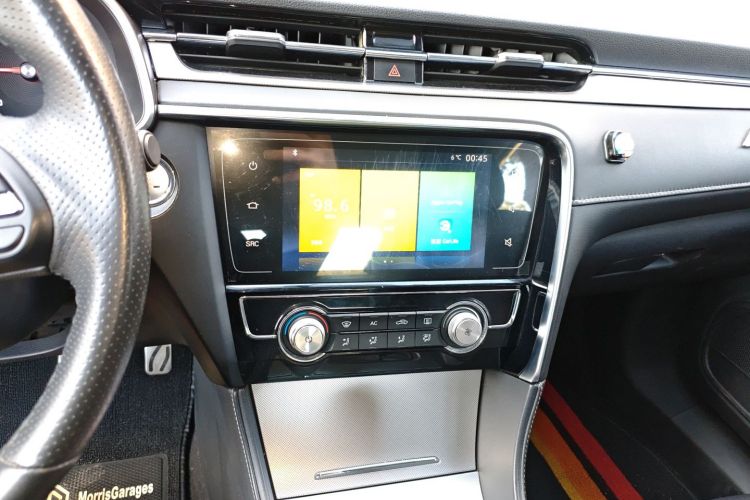 名爵 MG6 2017款 20T 手动豪华智联版 国V中控内饰16