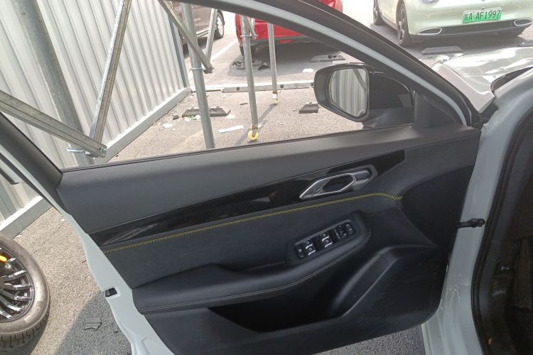 领克03 2023款 2.0TD DCT劲Pro中控内饰7007