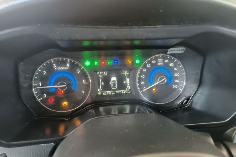 东风风光 风光580 2016款 1.8L 手动舒适型中控内饰14