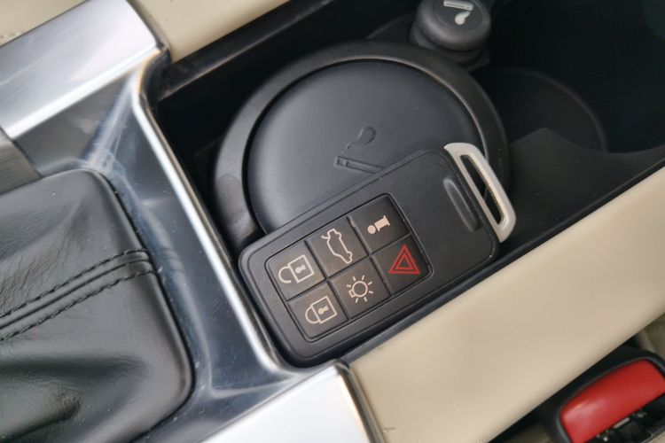 沃尔沃S60 2014款 S60L T5 智驭版中控内饰7001